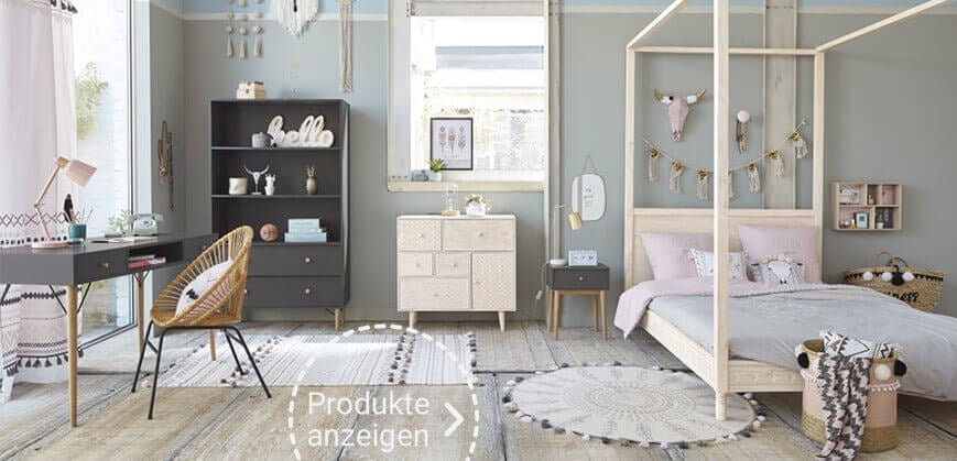 Jugendzimmer mit verschiedenen hellen Möbeln