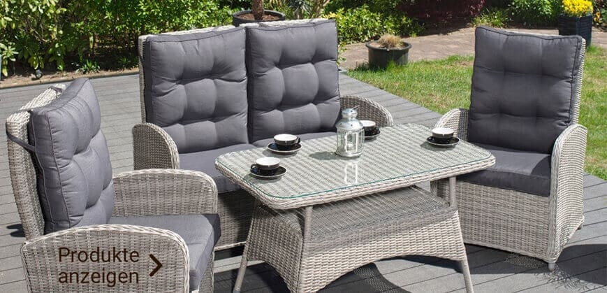 Loungemöbel aus Rattan mit Bezug