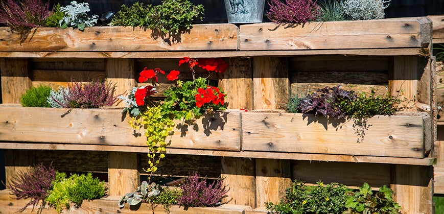 Blumenkästen aus Paletten